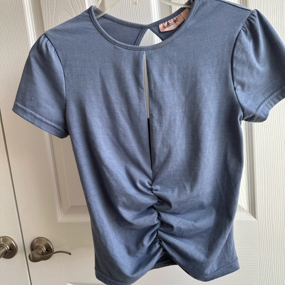 Blue top